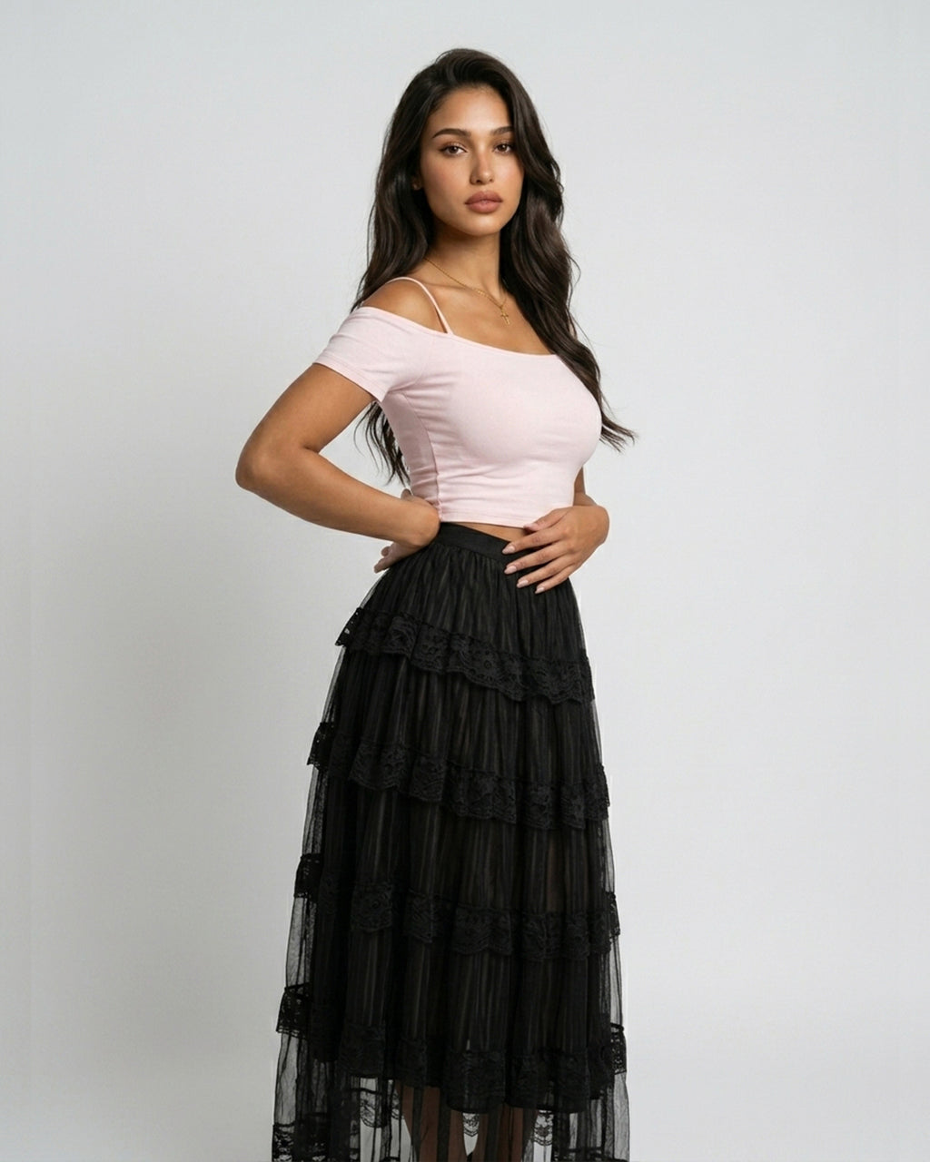 Gothic Étoile Tiered Lace Skirt