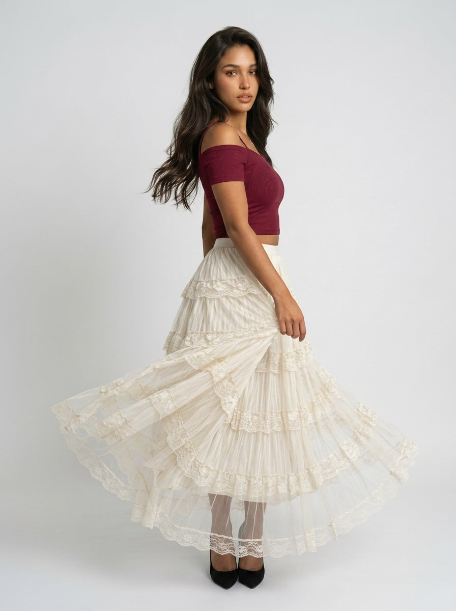 Gothic Étoile Tiered Lace Skirt
